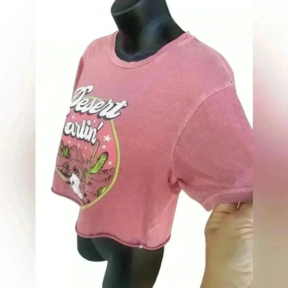 Occasion women’s pink Dessert Darling graphic tee cropped pre-owned sz Large - Picture 3 of 7